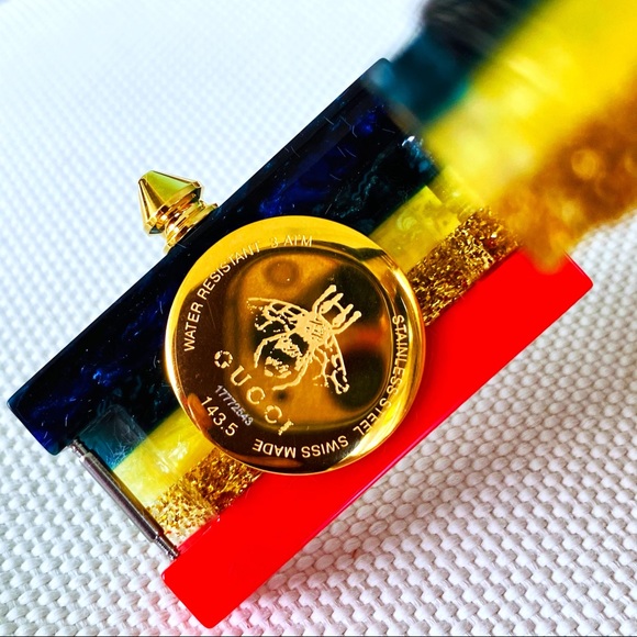Gucci Vintage Web Resin Rainbow Cuff Watch NWT - Picture 15 of 16